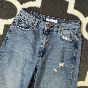 Garage Women's Blue Distressed Jeans comfortable — size 3 26”waist  90s straight